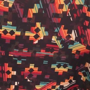 LuLaRoe Tops - Unicorn π¦ Lularoe Shirley LuLaRoe Tops - Unicorn π¦ Lularoe Shirley